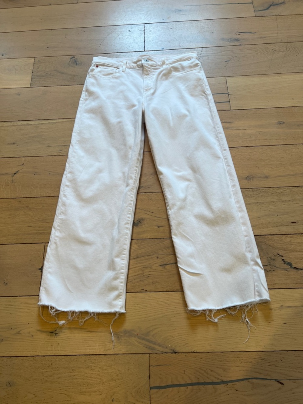 Hudson Jeans White Wide-Leg Cropped Denim with Raw Hem